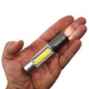 B-SQUL Expedition XPE CREE svietidlo USB Zoom Flashlite